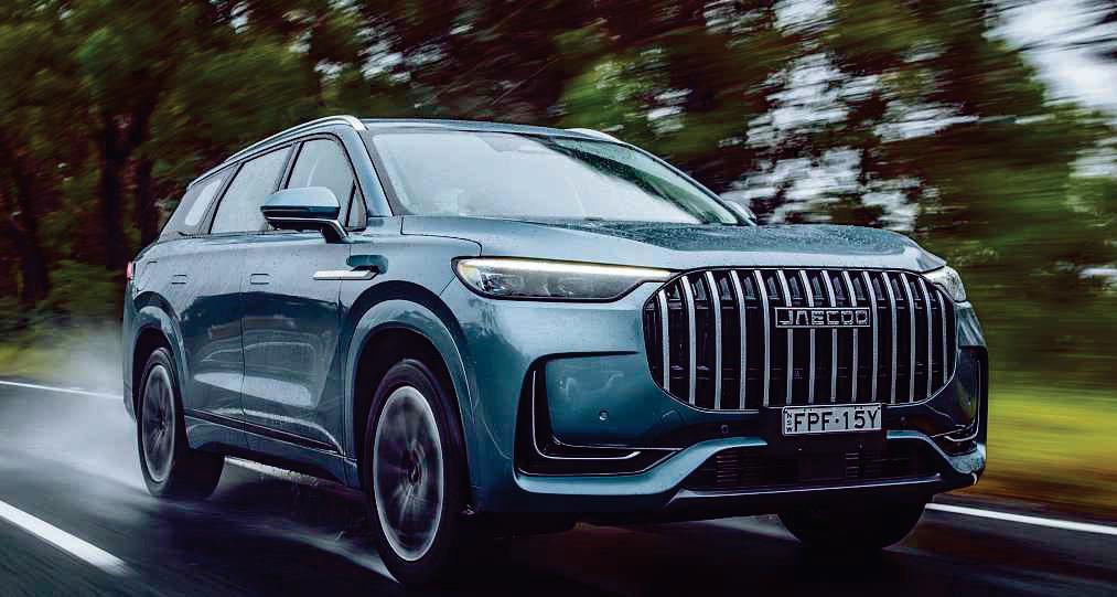 Jaecoo 8 sets sights on Hyundai Santa Fe